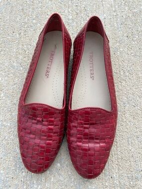 Trotters Red Woven Slip-On Loafers